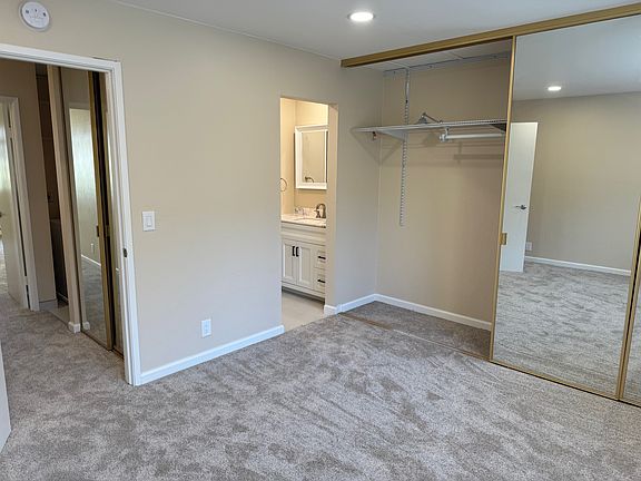 5th image of 3029 Kaiser Dr Unit B