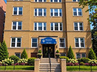 The Oaks, East Orange, NJ 07017