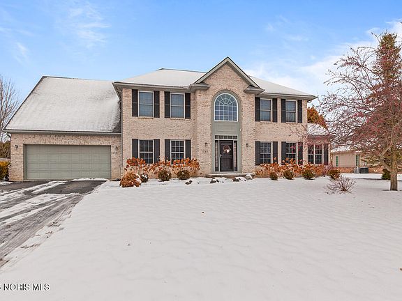 2nd image of 1748 Watermill Ln