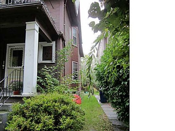 2nd image of 120 Saint James Pl