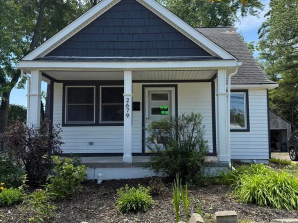 2679 Oxford Rd, Berkley, MI 48072