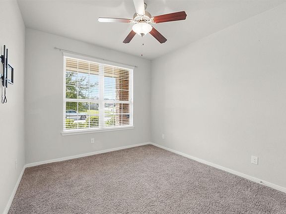 4th image of 14358 Whitetop Peak Ct