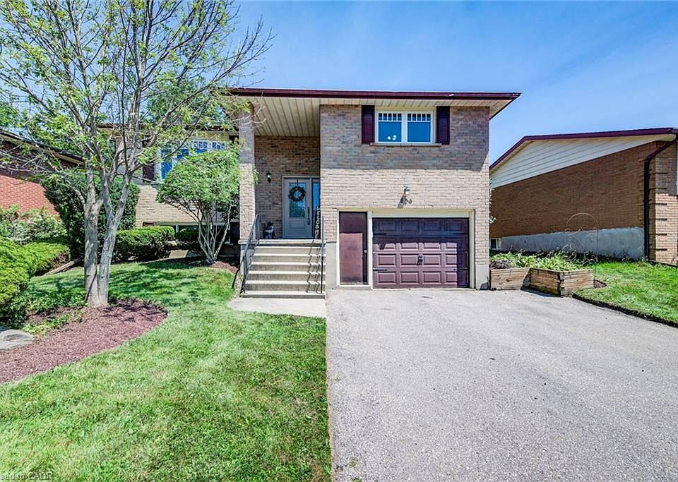 1st image of 606 Fern Rd