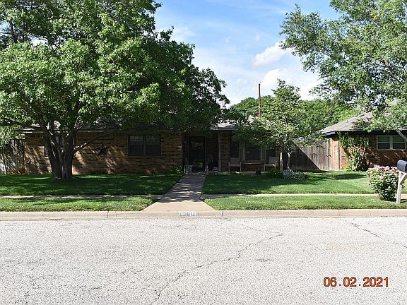2nd image of 8006 Bedwell Pl