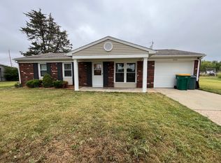 1806 Mari Dr, O Fallon, IL 62269