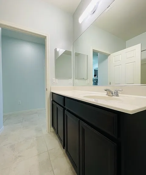8597 N Genoa Ct — Photo 40