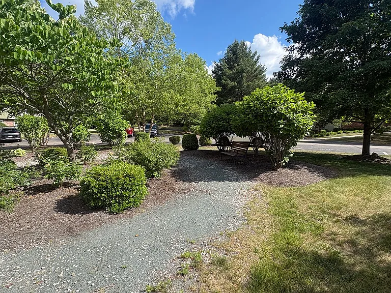 19 Hemlock Cir — Photo 17