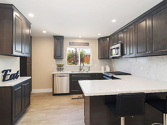 3rd image of 4541 Paola Way