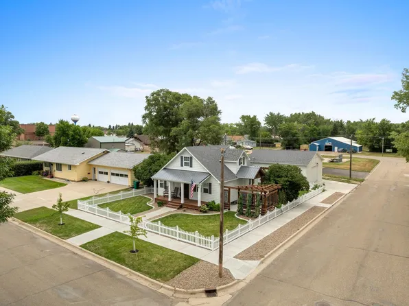 335 2nd Ave NE, Garrison City, ND 58540