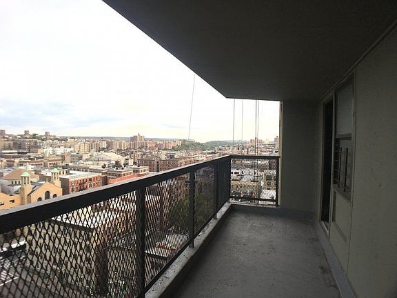 3rd image of 1365 Saint Nicholas Ave APT 15N