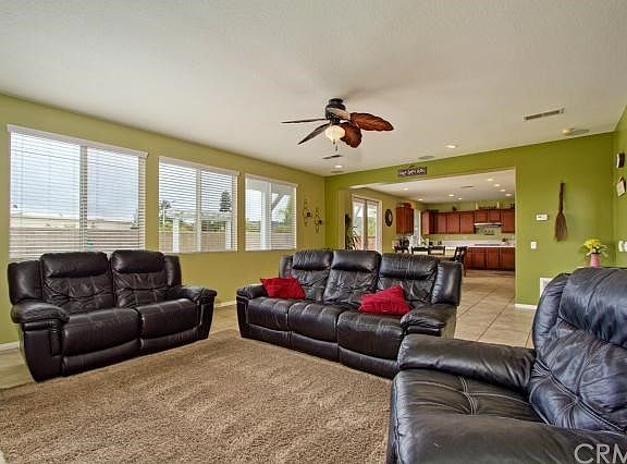 3rd image of 42020 Clairissa Way