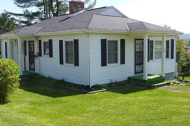 1st image of 1105 W Pine St
