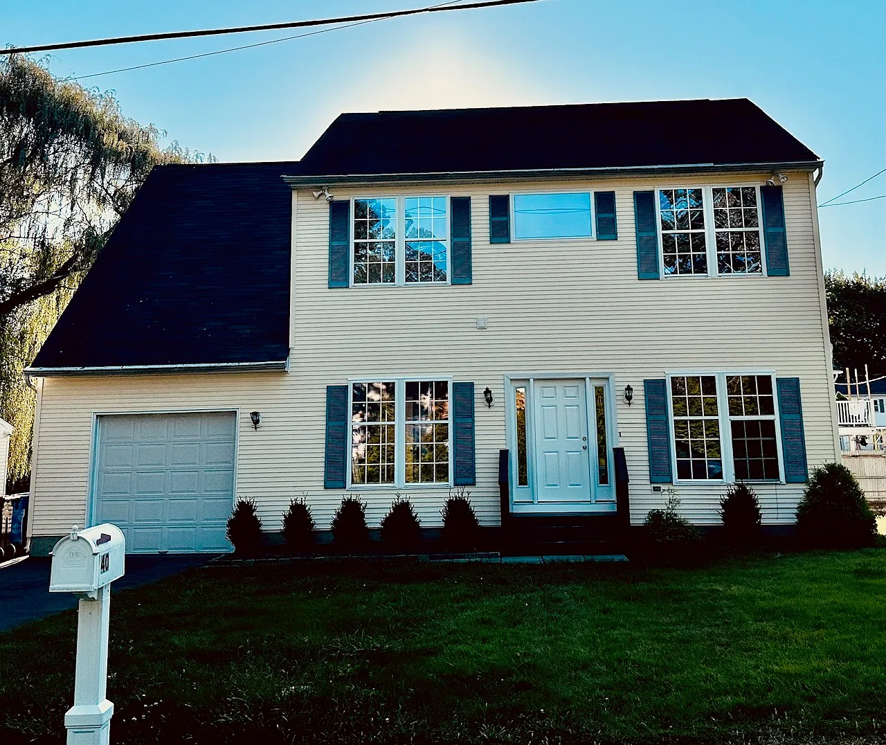 4 bed, 2240 sqft, $4,800 — Photo 1