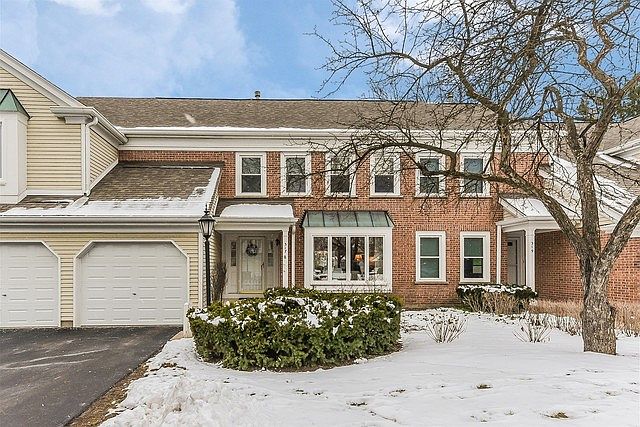 1st image of 317 Country Club Dr