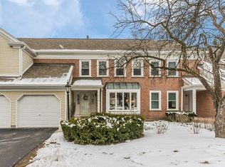 317 Country Club Dr, Prospect Heights, IL 60070