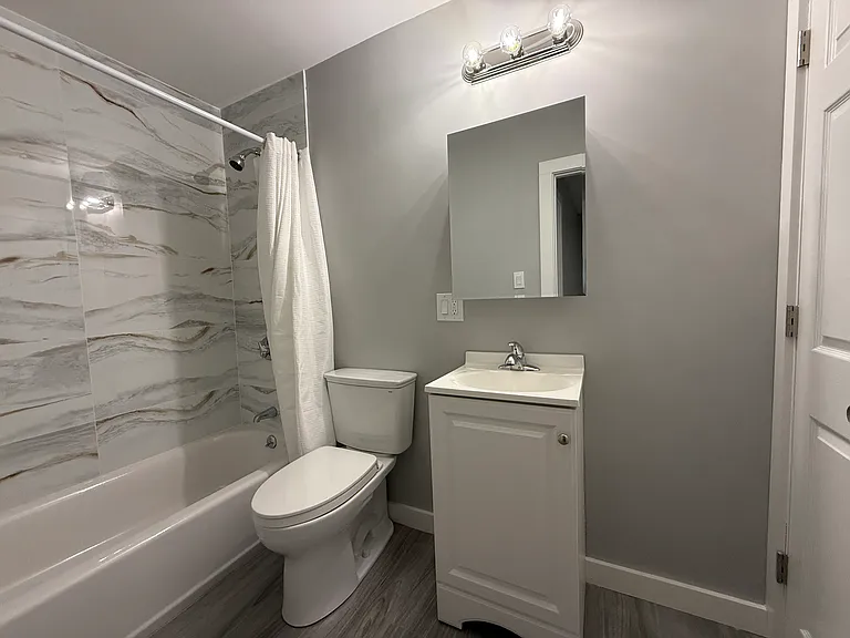 565 Hyde Park Ave #2 — Photo 10