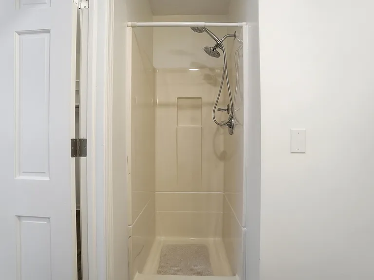 7214 Winnebago Dr — Photo 26
