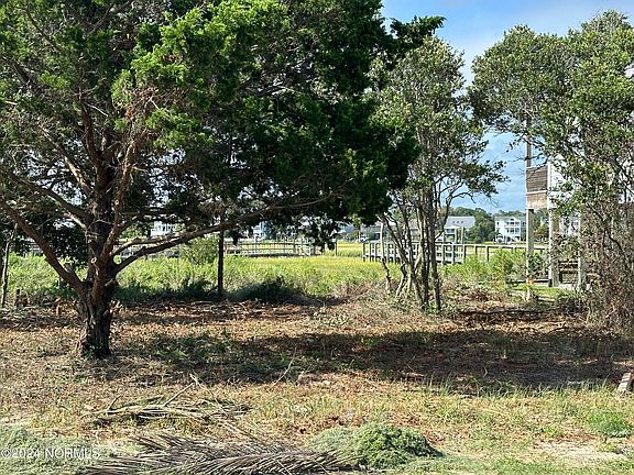 2nd image of 3012 W Pelican Drive
