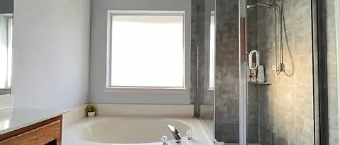1742 Creekbend Dr — Photo 18