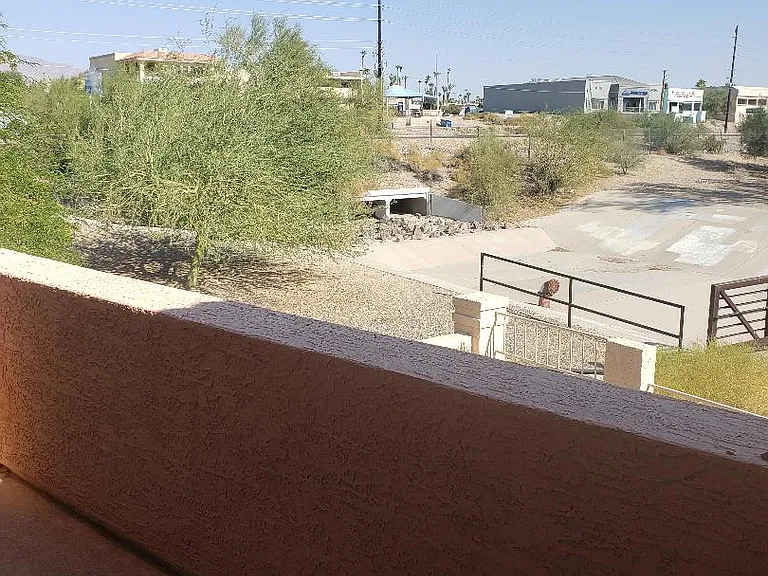 1650 Smoketree Ave S #220 — Photo 25