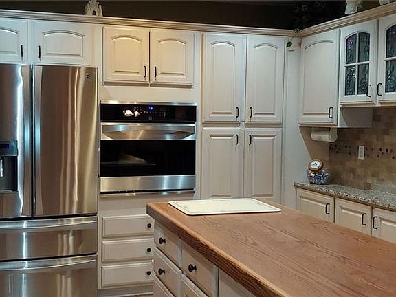 4th image of 12887 W Linden Ln