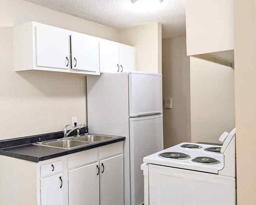 1st image of 1540 Mississippi St #206