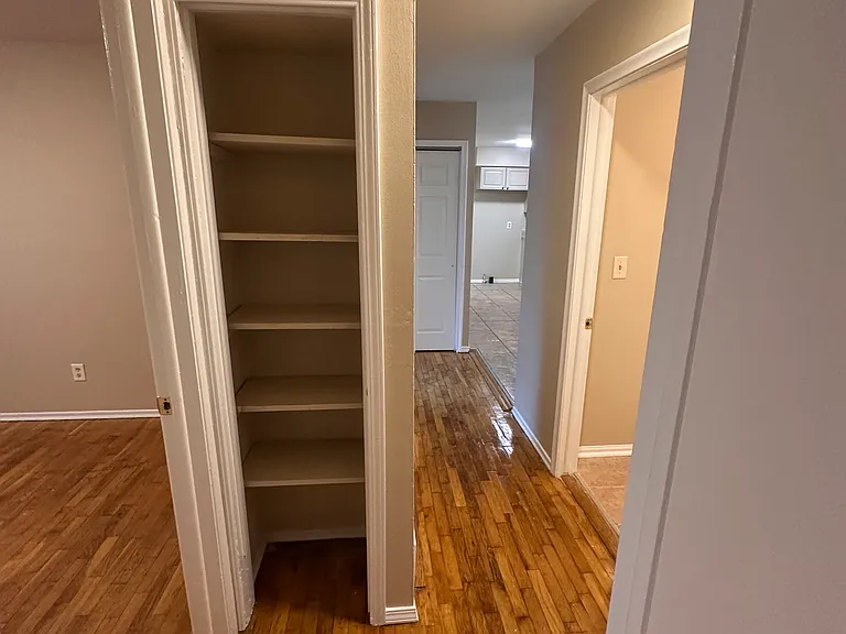 6502 Sally Ct — Photo 12