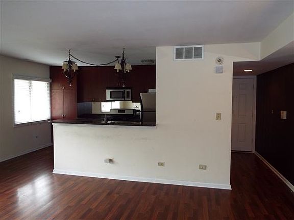 3rd image of 7819 S South Shore Dr APT C7