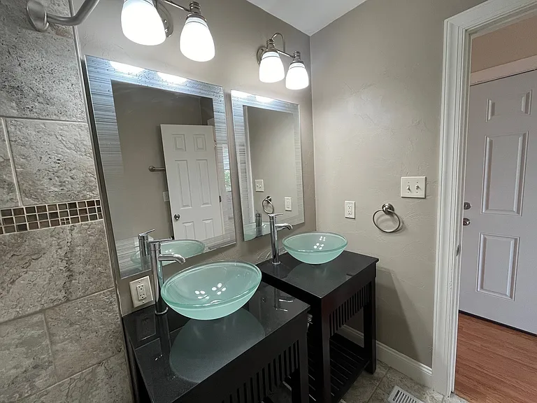 837 Highview St #2 — Photo 17