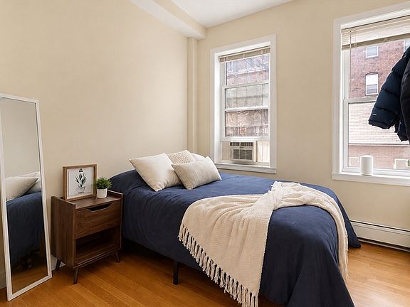 5th image of 28 Phillips St APT 3