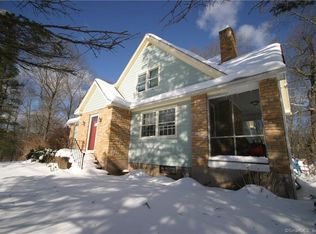875 Church St, Amston, CT 06231