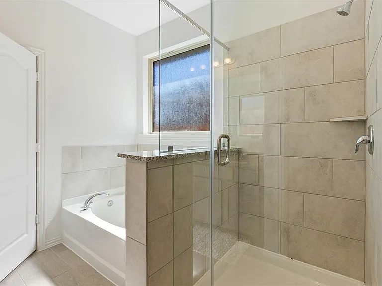 8003 Chukka Dr — Photo 19