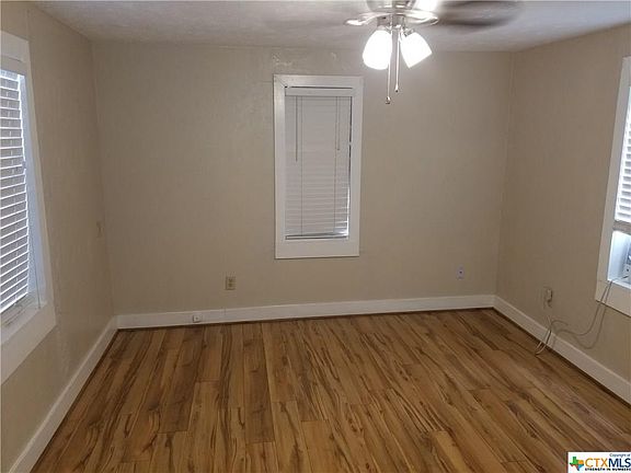 2nd image of 2512 Mumphord St