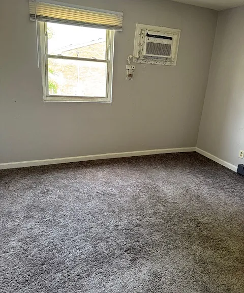 426 Harrodswood Rd #7 — Photo 3