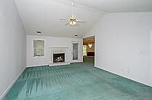 3rd image of 2102 S Lake Parkway