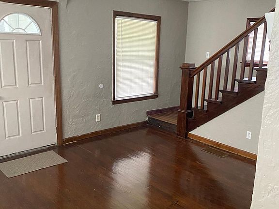 5th image of 5713 Tracy Ave