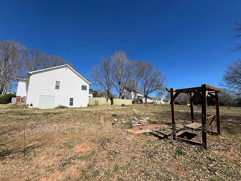 1014 Old Mill Rd — Photo 33
