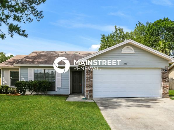 1441 Kingfisher Ln N