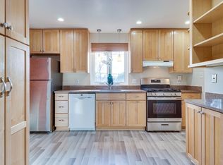 57 Kennedy St, Alexandria, VA 22305