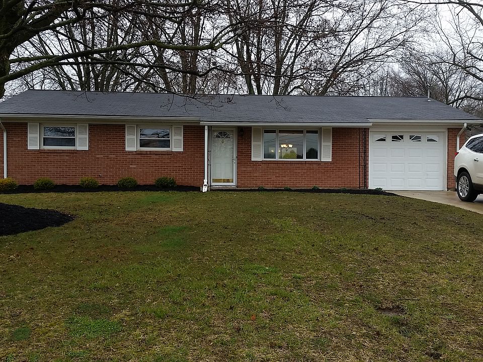 1st image of 31 Eastmoor Dr