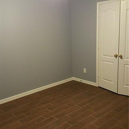 2nd image of 204 Trenton Dr