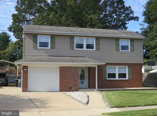 17 Constance Dr, Hamilton, NJ 08620