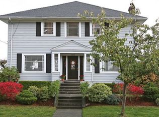 1702 Bigelow Ave N, Seattle, WA 98109