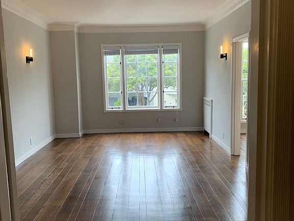 5th image of 3330 Pierce St #103