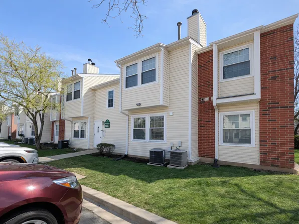 1407 Wyndham Cir #108, Palatine, IL 60074