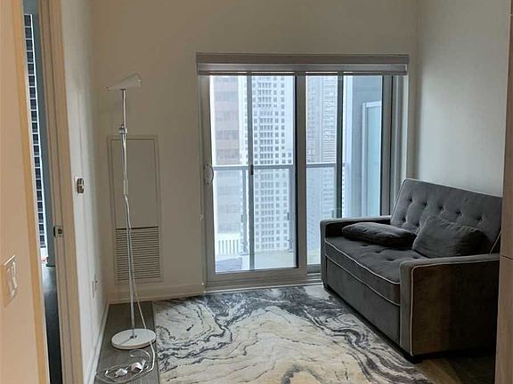 4th image of 1 Yorkville Ave #3212