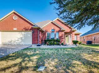 2705 White Rock Dr, Fort Worth, TX 76131