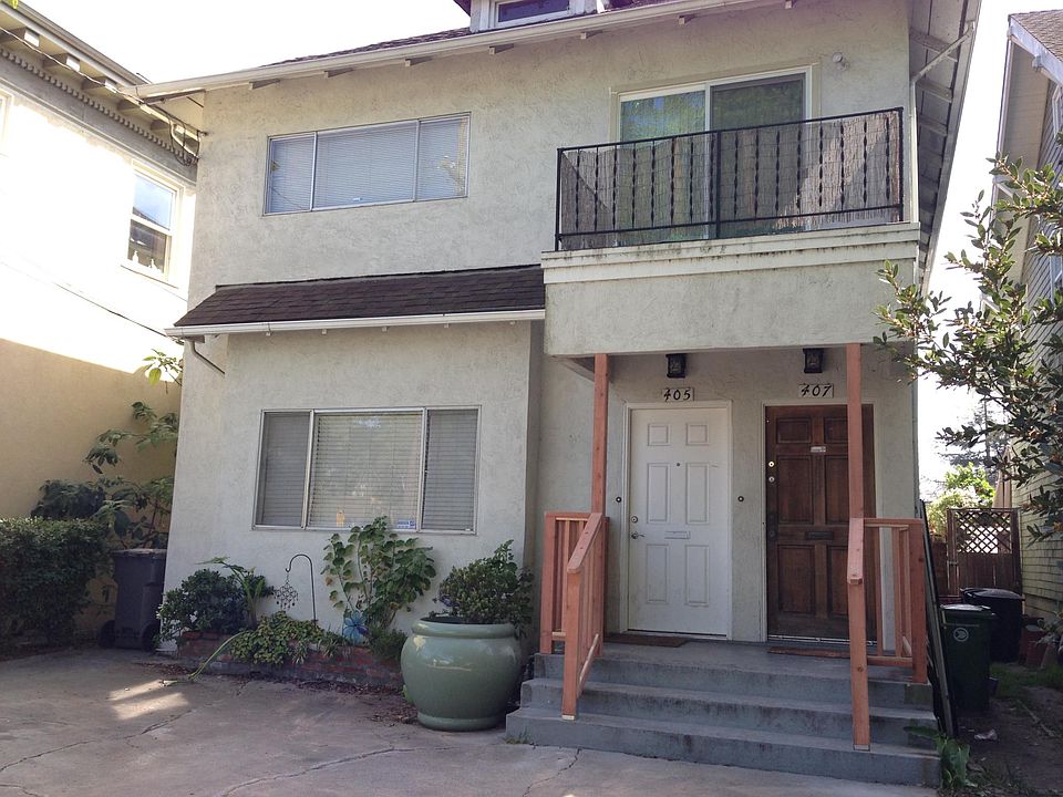 405 63rd Street Front (Bottom Unit)