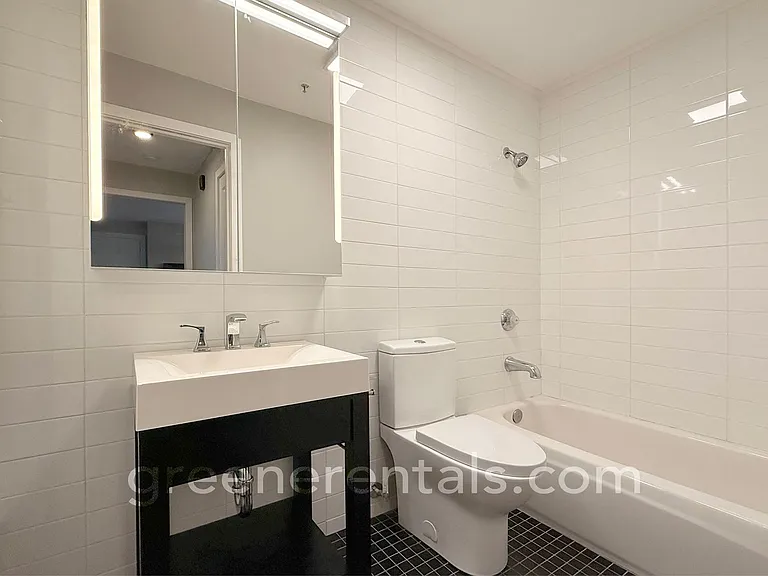 2210 Tolmie Ave #C-1 — Photo 25