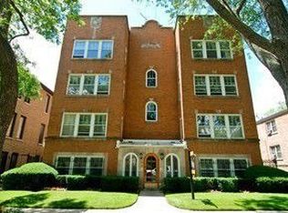 7448 N Claremont Ave, Chicago, IL 60645